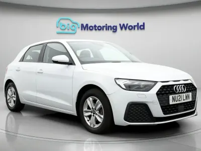 Used Audi A1 Sportback 95 HP (69 kW) 2021 White Hatchback