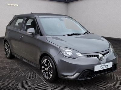 Usado MG MG3 106 HP (77 kW) 2016 Cinzento Citadino