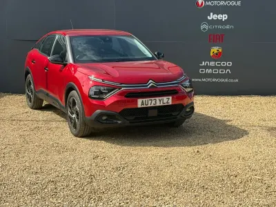 Używany Citroën C4 PureTech 99 KM (72 kW) 2023 Czerwony SUV