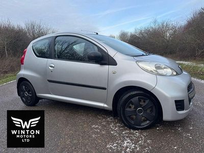 Used Peugeot 107 68 HP (50 kW) 2011 Silver Hatchback