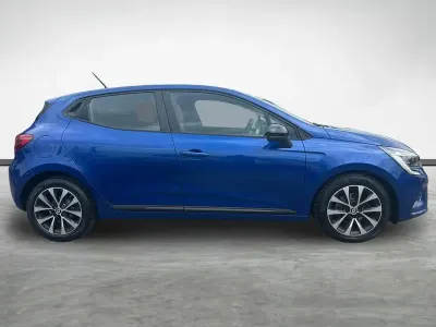 Używany Renault Clio V Evolution 89 KM (65 kW) 2023 Niebieski