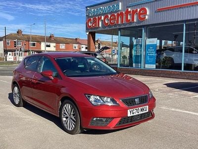 Used Seat Leon SE Dynamic 115 HP (84 kW) 2020 Red Hatchback