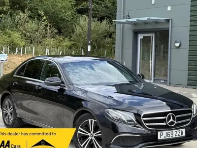 Used Mercedes E220 SE 194 HP (142 kW) 2019 Black Sedan