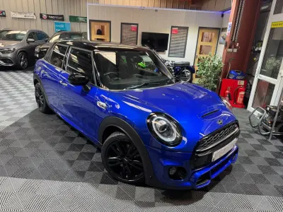 Begagnad Mini Cooper S Hatch 2021 Blå Halvkombi