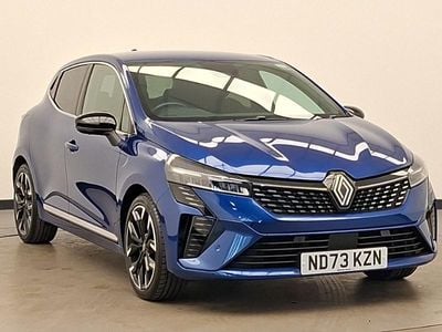 Used Renault Clio V Techno 143 HP (105 kW) 2023 Blue Hatchback