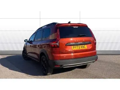 Używany Dacia Jogger Extreme 110 KM (80 kW) 2023 Brązowy Minivan