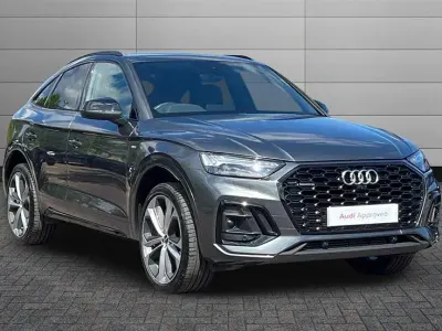 Używany Audi Q5 Comfort 265 KM (194 kW) 2023 Szary SUV