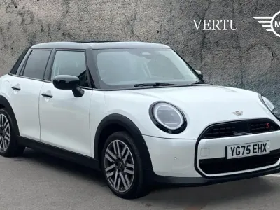 Used Mini Cooper S Hatch 201 HP (147 kW) 2025 White Hatchback