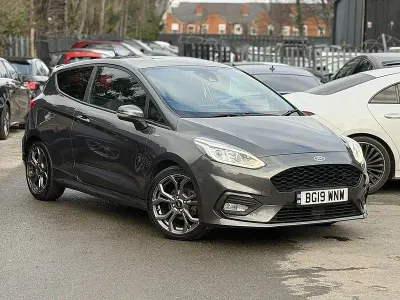 Begagnad Ford Fiesta ST-Line 125 HK (91 kW) 2019 Grå Halvkombi