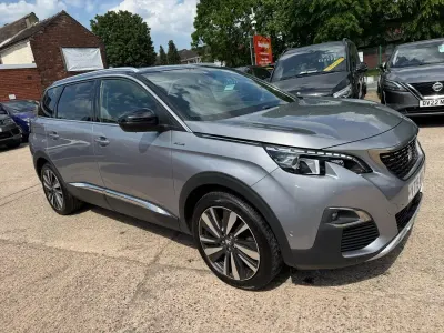 Usado Peugeot 5008 Premium 2019 Cinzento SUV