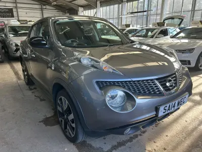 Usado Nissan Juke N-TEC 2014 Gris SUV