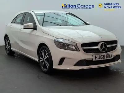 Used Mercedes A160 SE 2016 White Hatchback