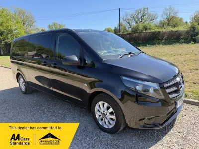 Usado Mercedes Vito 2017 Preto Van