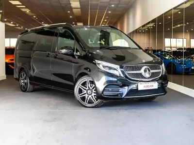 Used Mercedes V220 AMG line 160 HP (117 kW) 2020 Black MPV