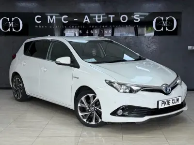 Used Toyota Auris Hybrid