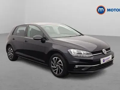 Begagnad VW Golf VII Match 150 HK (110 kW) 2019 Svart Halvkombi