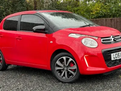 Käytetty Citroën C1 Feel 68 HP (50 kW) 2015 Viistoperä