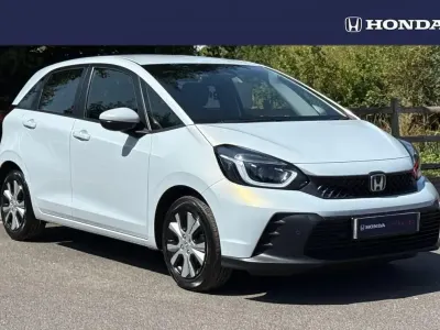 Used Honda Jazz Elegance 122 HP (89 kW) 2025 White Hatchback