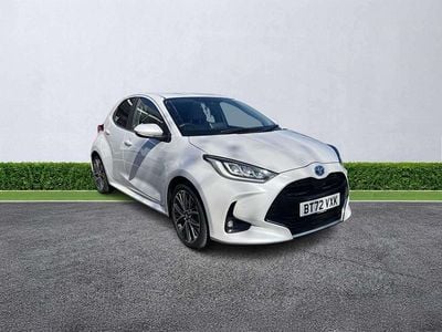 Used Toyota Yaris Hybrid 116 HP (85 kW) 2022 White Hatchback