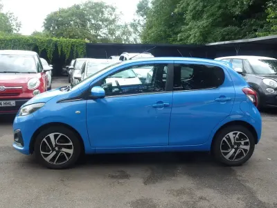Used Peugeot 108 Allure 82 HP (60 kW) 2015 Blue Hatchback