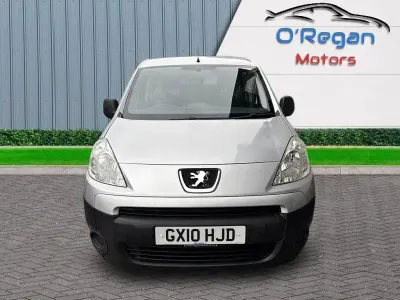 Second-hand Peugeot Partner Tepee 2010 Argintiu Monovolum
