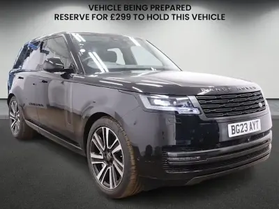 Second-hand Land Rover Range Rover HSE 441 CP (324 kW) 2023 Negru SUV