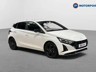 New Hyundai i20 Blackline 2026 White Hatchback