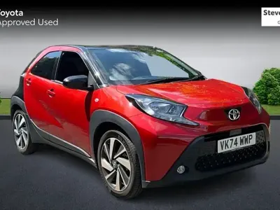 Used Toyota Aygo X 72 HP (52 kW) 2024 Red SUV