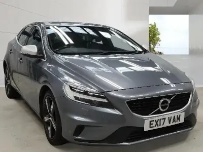 Used Volvo V40 R-Design 120 HP (88 kW) 2017 Grey Hatchback