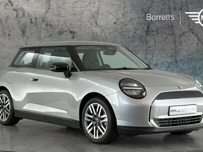 Used Mini Cooper Classic 135 kW (184 HP) 2026 Hatchback