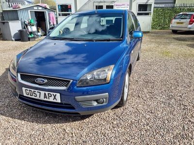 used Ford Focus 1.6 Zetec 5dr [Climate Pack]