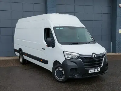 Used Renault Master Business 2023 White MPV