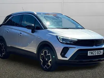 Begagnad Vauxhall Crossland Ultimate 131 HK (96 kW) 2023 Silver SUV