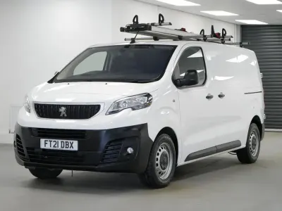 Used Peugeot Expert 120 HP (88 kW) 2021 White Van