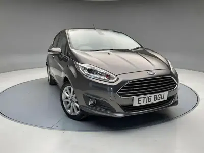 Used Ford Fiesta Titanium 98 HP (72 kW) 2016 Grey Hatchback