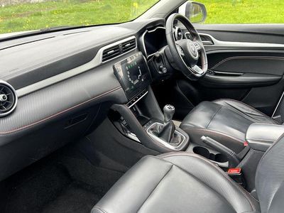 Used MG ZS Exclusive 105 HP (77 kW) 2022 White SUV