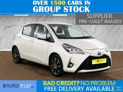 Second-hand Toyota Yaris Hybrid 100 CP (73 kW) 2019 Alb Hatchback