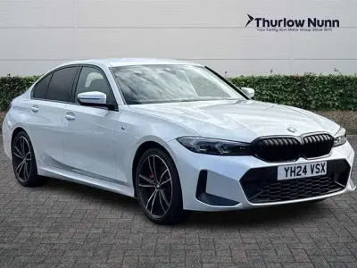 Begagnad BMW 320 M Sport 184 HK (135 kW) 2024 Vit Sedan