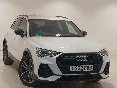 Usado Audi Q3 Black Edition 150 HP (110 kW) 2022 Branco SUV