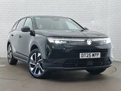 Used Vauxhall Grandland X 136 HP (100 kW) 2025 Black SUV
