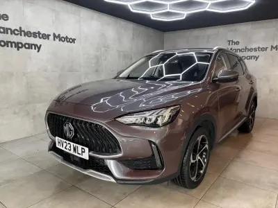 Usado MG HS Trophy 162 HP (119 kW) 2023 Cinzento SUV
