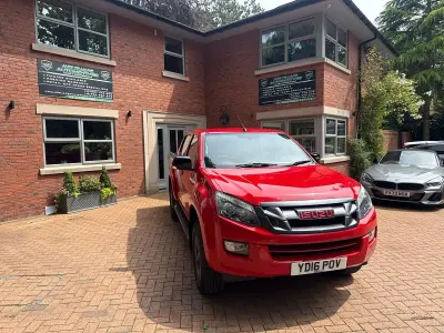 Used Isuzu D-Max 2016 Red Pickup