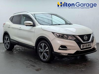 Used Nissan Qashqai N-Connecta 2019 White SUV