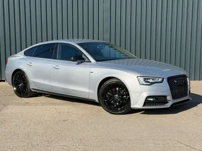 Begagnad Audi A5 Black Edition 2015 Silver Sportkupé