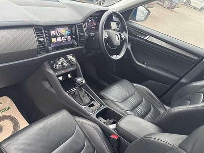 Used Skoda Kodiaq SE L Executive 150 HP (110 kW) 2023 Race blue metallic SUV