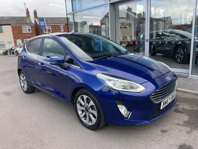 Used Ford Fiesta Titanium 100 HP (73 kW) 2018 Blue Hatchback