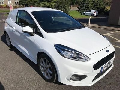 Begagnad Ford Fiesta Sport 2019 Vit Halvkombi
