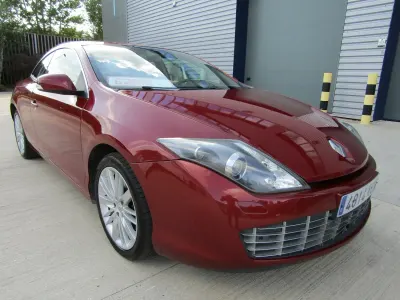 Used Renault Laguna Coupé GT 205 HP (150 kW) 2009 Red Coupe