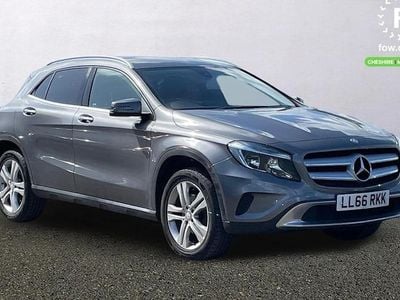 Usado Mercedes GLA200 136 HP (100 kW) 2016 Cinzento SUV