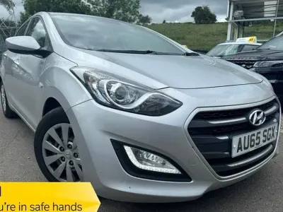 Used Hyundai i30 110 HP (80 kW) 2015 Silver Hatchback